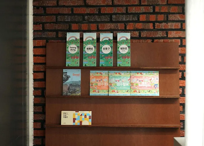 Appartamento Texture Seongsu - K-heritage Meets Trendy - Subway 3min - Private Floor 3br - 5 Beds - Free Luggage Storage *